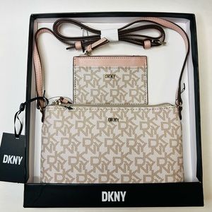 DKNY 2PC Caylin Top Zip CrossBody Bag and Matching Wallet Color Beige & Pink NWT